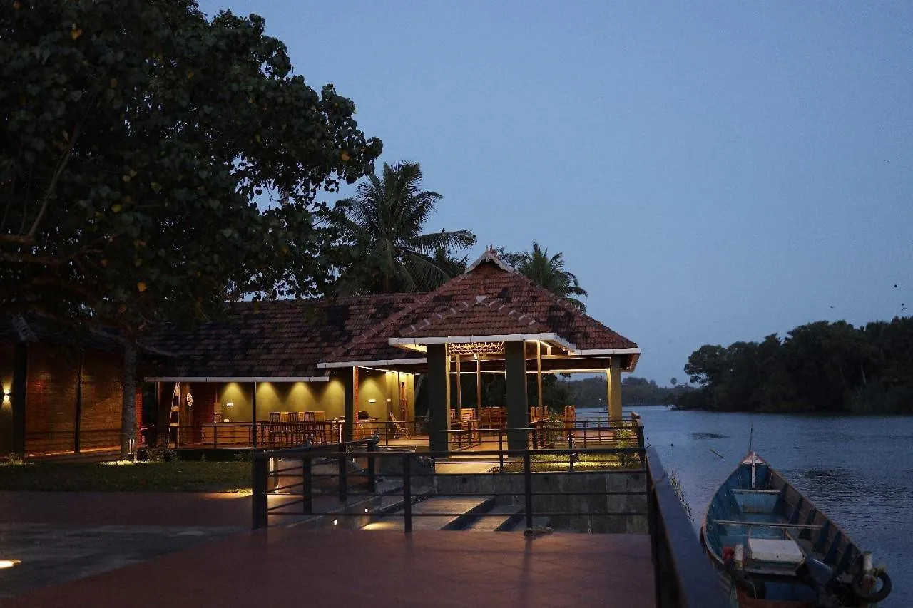 Padma Island Resort Poovar